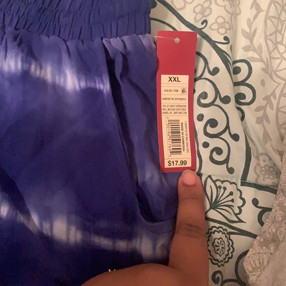 Super Cute Mini Skirt! - Picture 2 of 2